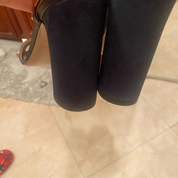 Valentino Rock Stud navy suede sandals - Picture 10 of 12